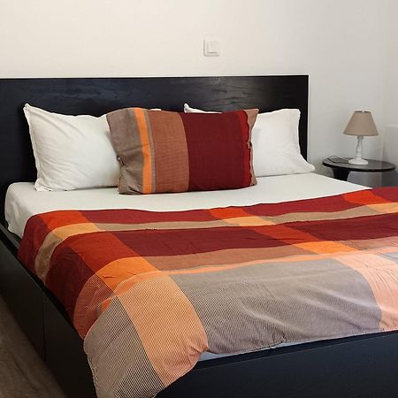 Douillet-Kanamappart-Euroairport Apartment Сен-Луи Екстериор снимка